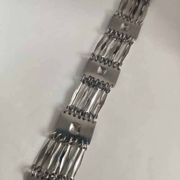 VTG Tribal Southwestern Silver bracelet - Picture 5 of 7